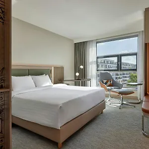Отель Courtyard By Marriott Center, Берлин
